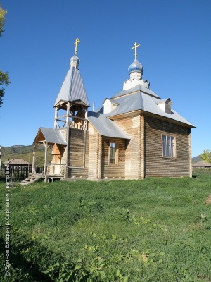 Церковь Троицы Живоначальной в Чёрном Ануе